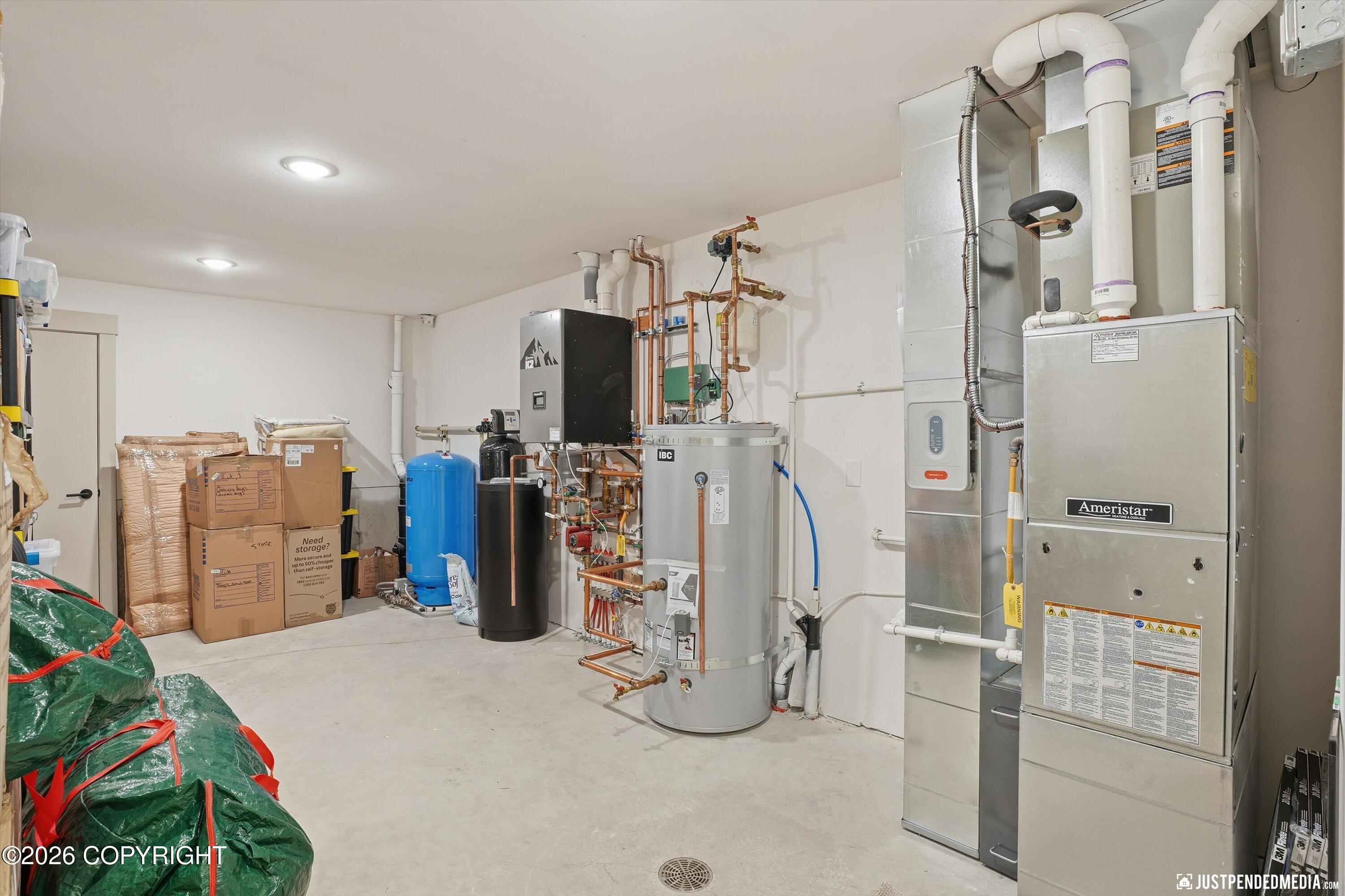 Anchorage, Alaska, 99516, United States, 4 Bedrooms Bedrooms, ,6 BathroomsBathrooms,Residential,Active,2011878