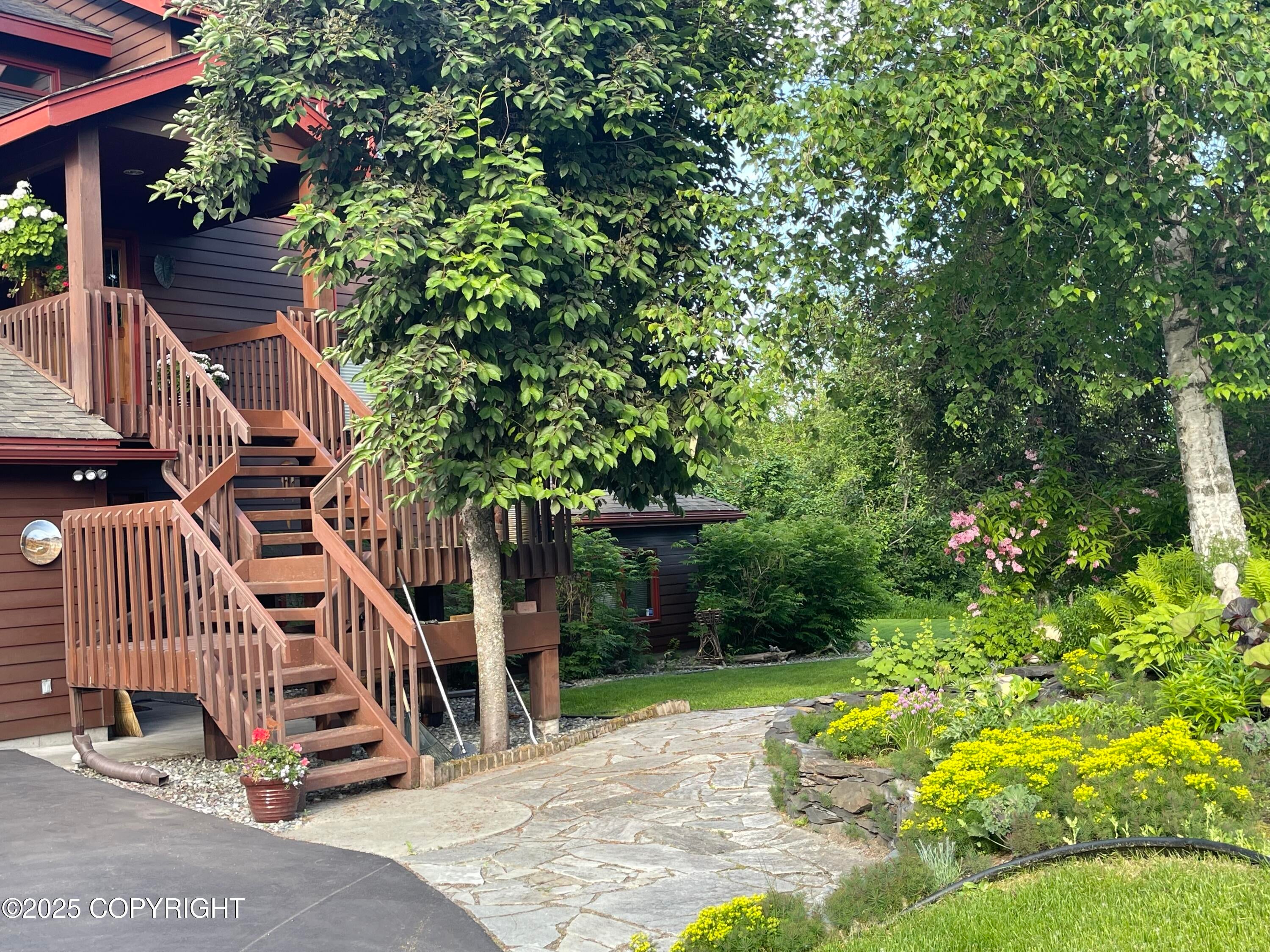 Anchorage, Alaska, 99504, United States, 6 Bedrooms Bedrooms, ,5 BathroomsBathrooms,Residential,Active,1926712