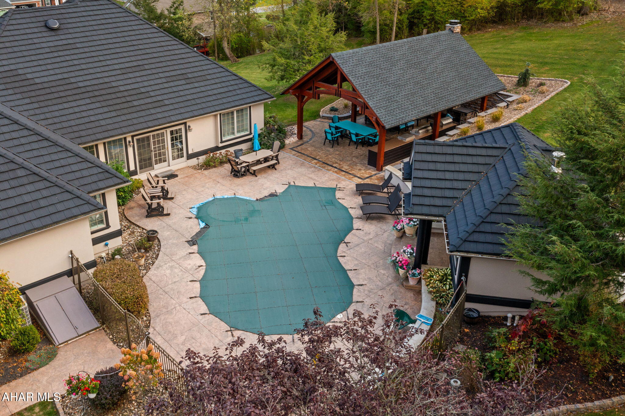 Hollidaysburg, Pennsylvania, 16648, United States, 6 Bedrooms Bedrooms, ,7 BathroomsBathrooms,Residential,Active,1971793