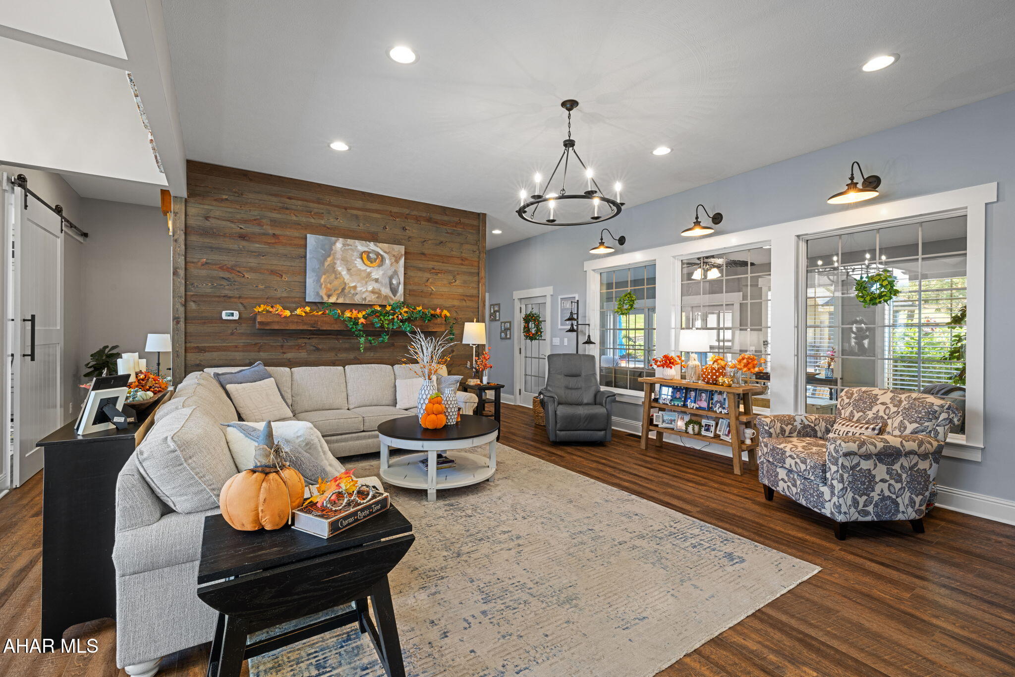 Hollidaysburg, Pennsylvania, 16648, United States, 6 Bedrooms Bedrooms, ,7 BathroomsBathrooms,Residential,Active,1971793