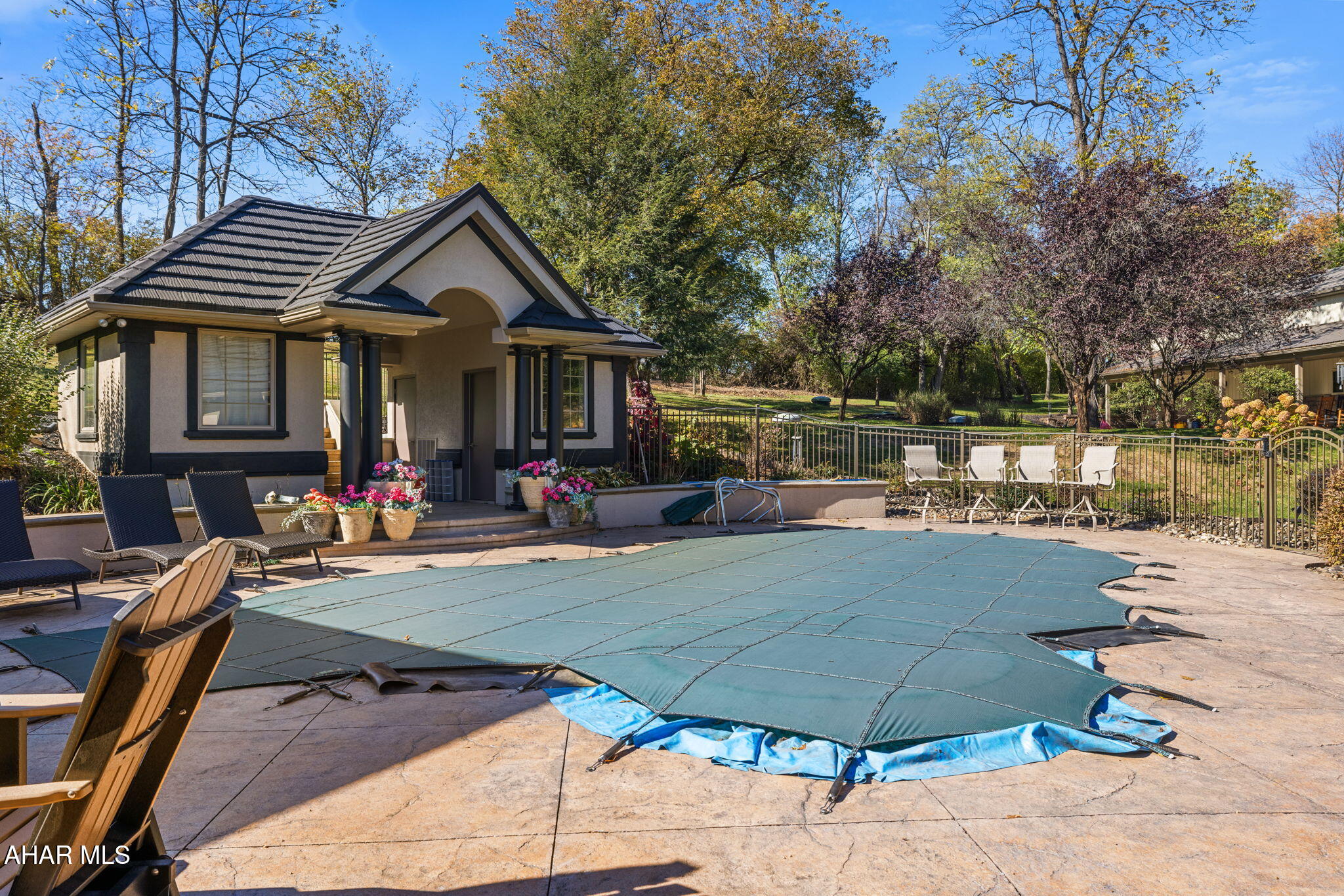 Hollidaysburg, Pennsylvania, 16648, United States, 6 Bedrooms Bedrooms, ,7 BathroomsBathrooms,Residential,Active,1971793