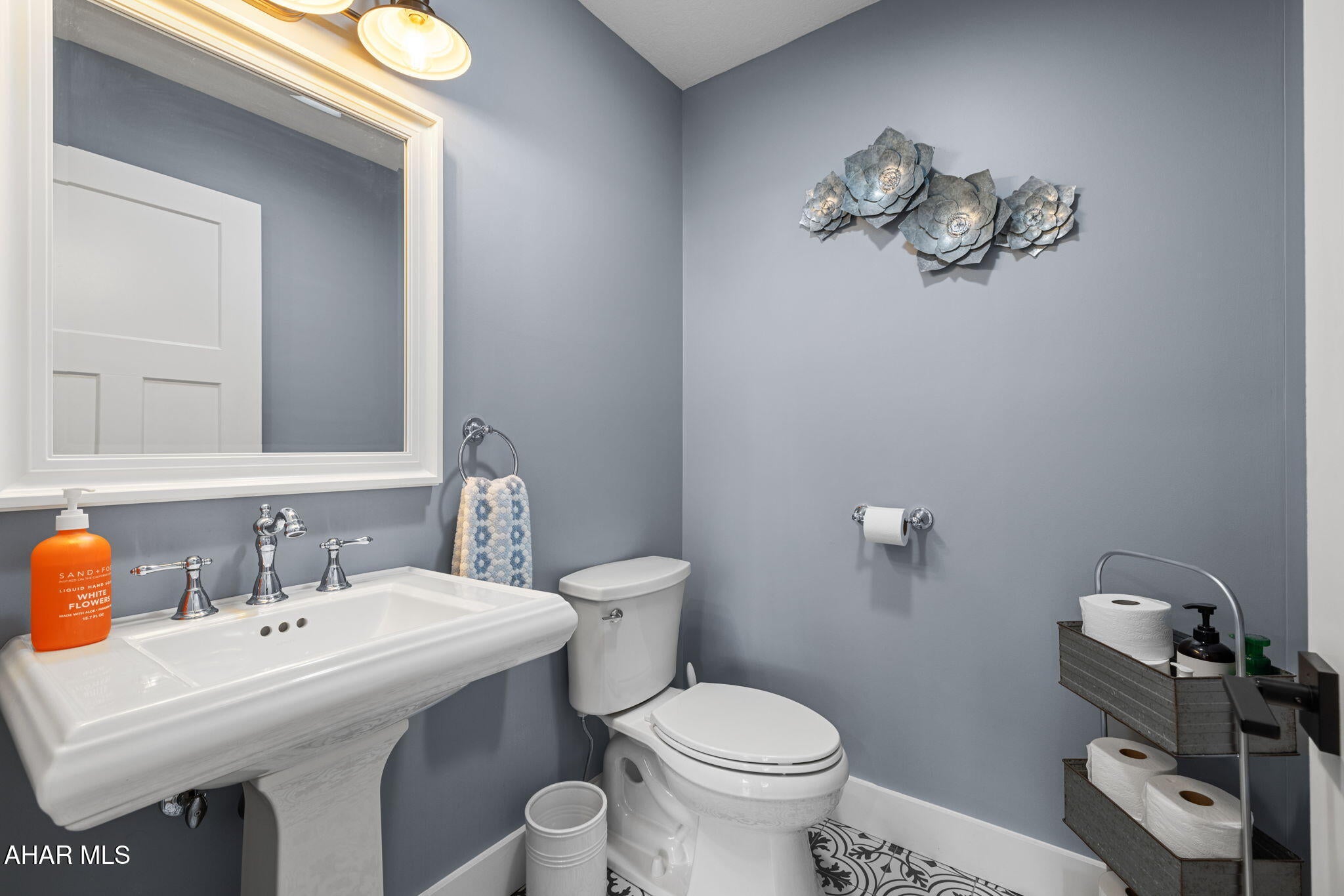 Hollidaysburg, Pennsylvania, 16648, United States, 6 Bedrooms Bedrooms, ,7 BathroomsBathrooms,Residential,Active,1971793