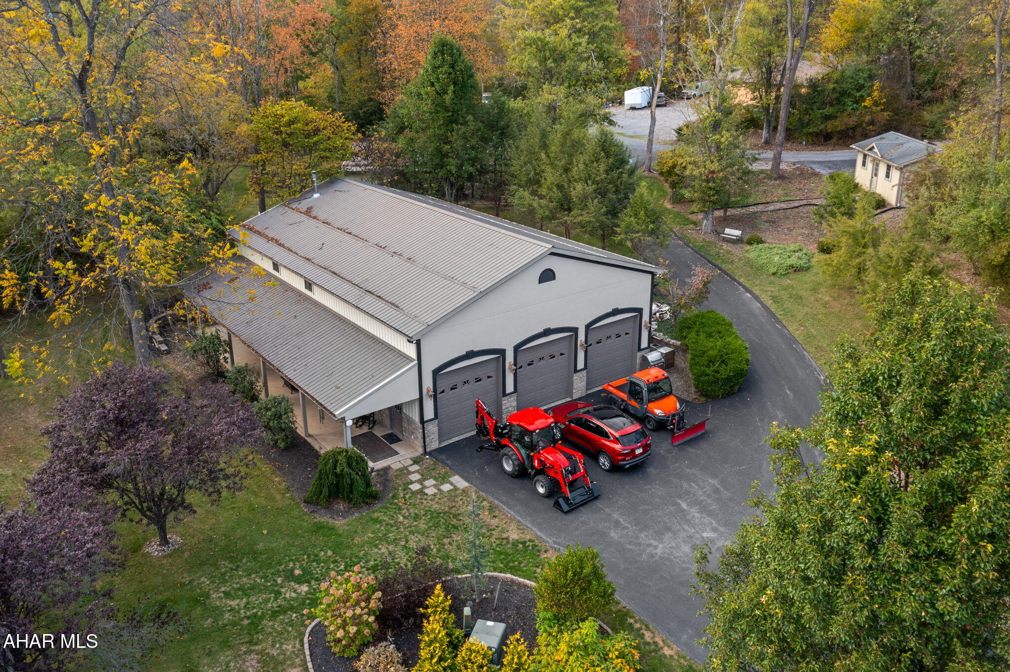Hollidaysburg, Pennsylvania, 16648, United States, 6 Bedrooms Bedrooms, ,7 BathroomsBathrooms,Residential,Active,1971793