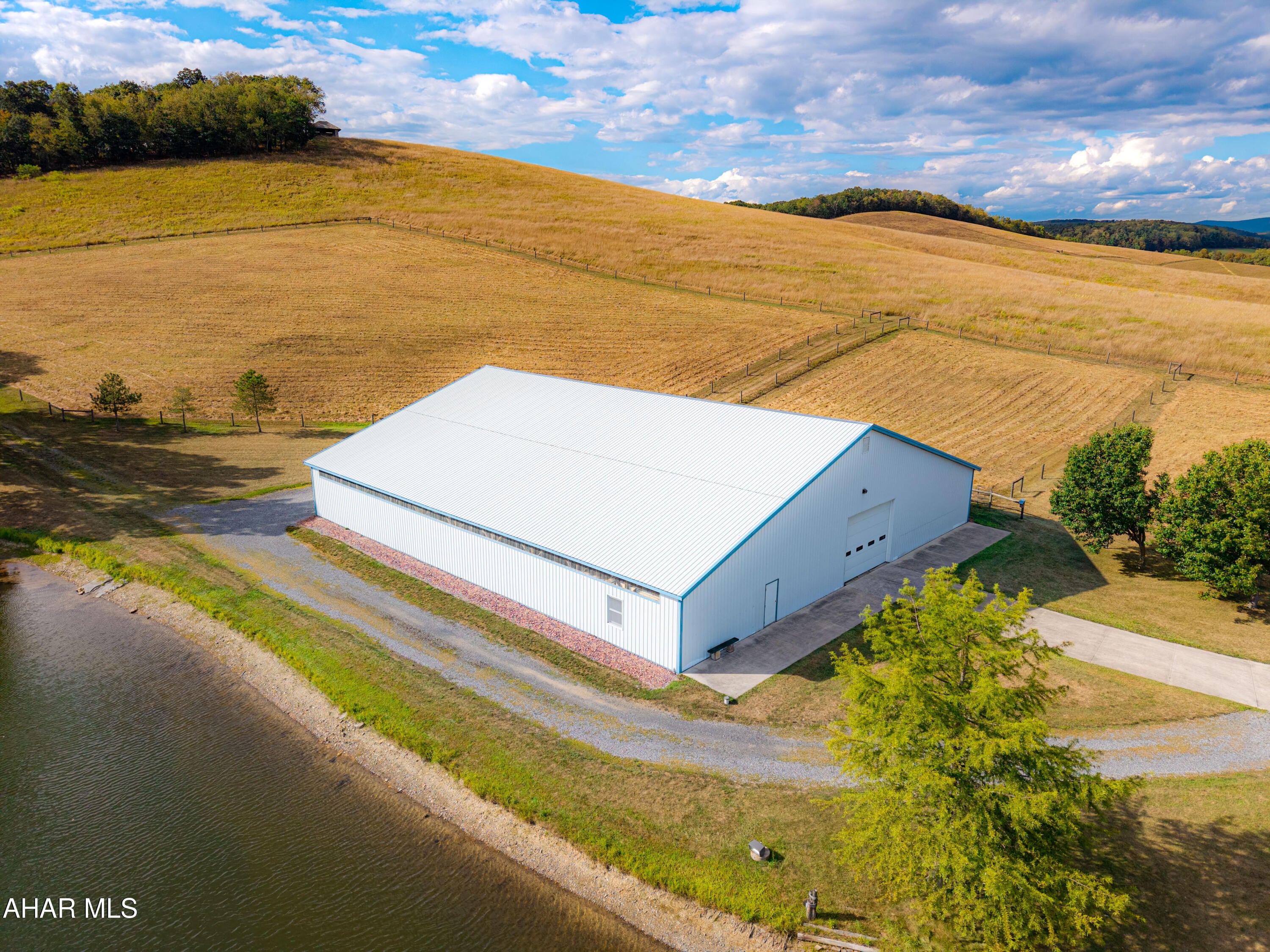 Alum Bank, Pennsylvania, 15521, United States, 3 Bedrooms Bedrooms, ,3 BathroomsBathrooms,Residential,Active,1926884