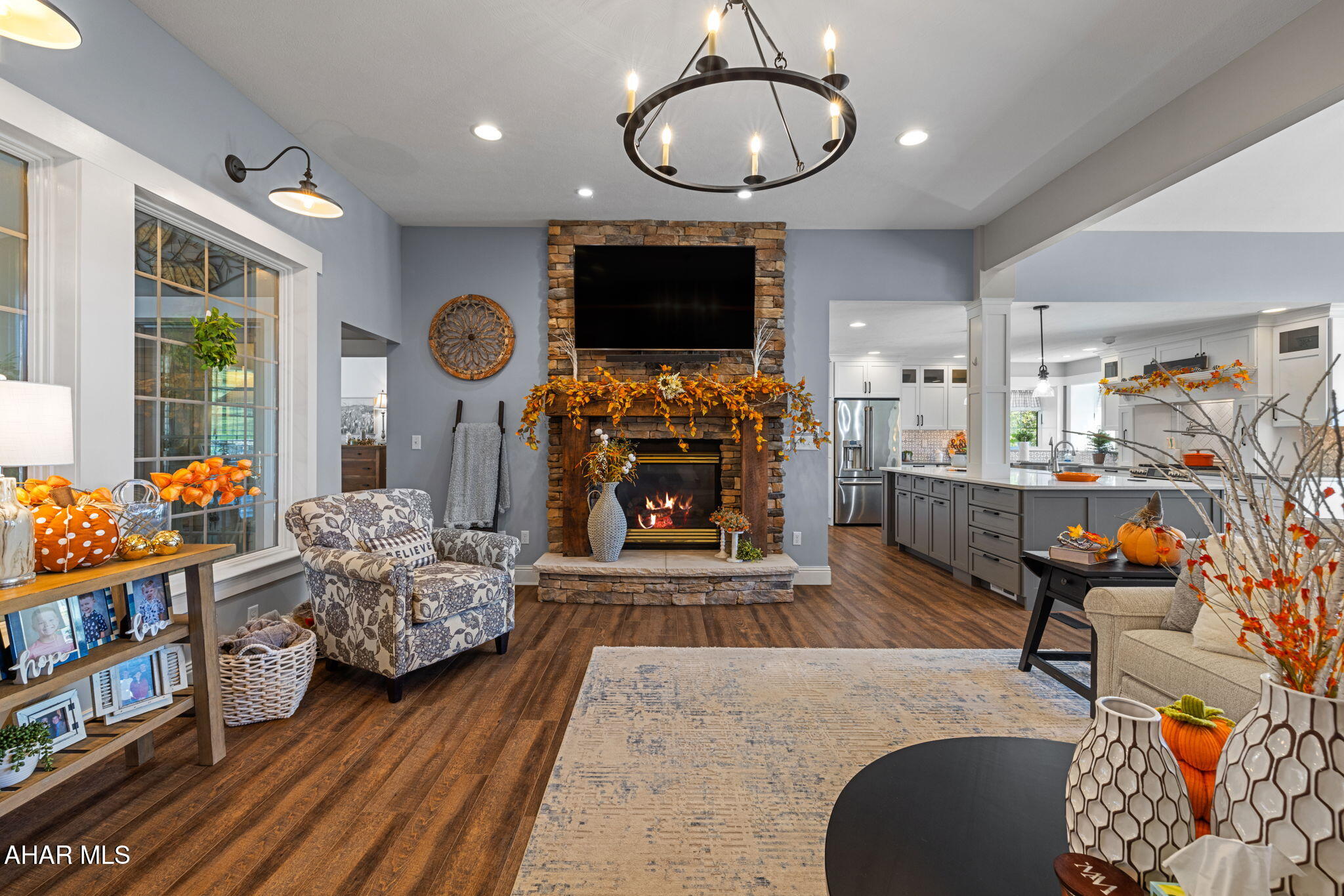 Hollidaysburg, Pennsylvania, 16648, United States, 6 Bedrooms Bedrooms, ,7 BathroomsBathrooms,Residential,Active,1971793