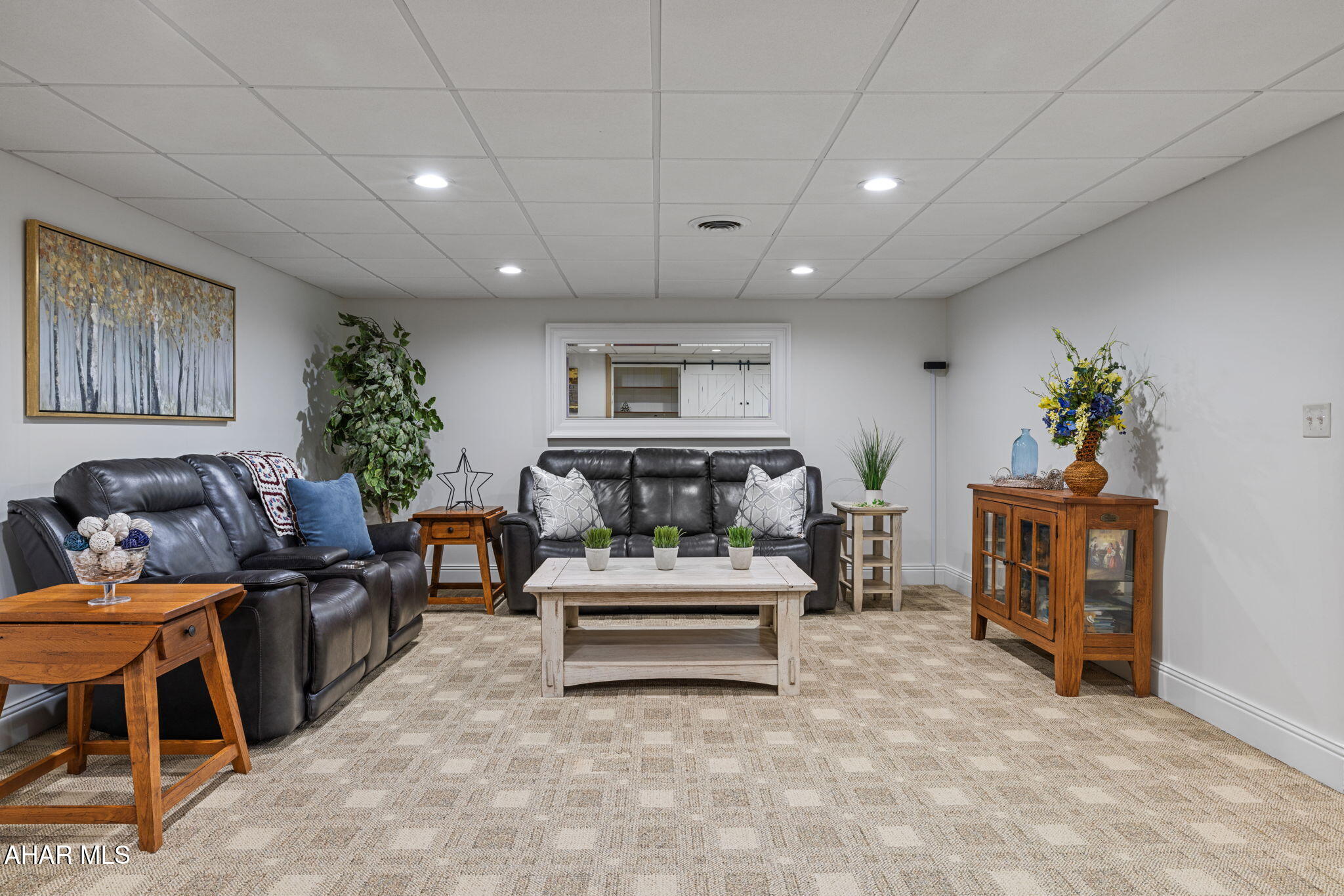 Hollidaysburg, Pennsylvania, 16648, United States, 6 Bedrooms Bedrooms, ,7 BathroomsBathrooms,Residential,Active,1971793