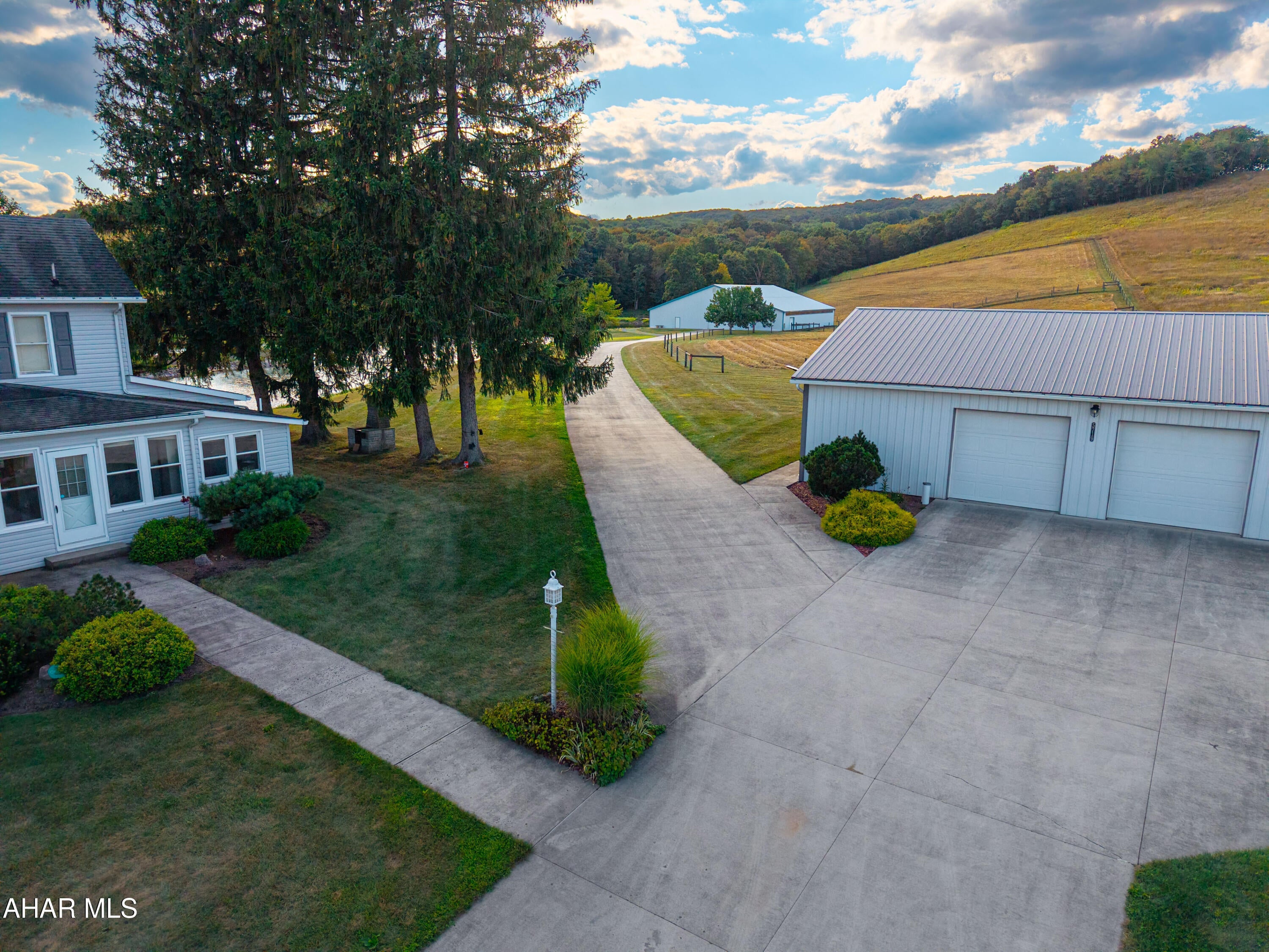 Alum Bank, Pennsylvania, 15521, United States, 3 Bedrooms Bedrooms, ,3 BathroomsBathrooms,Residential,Active,1926884