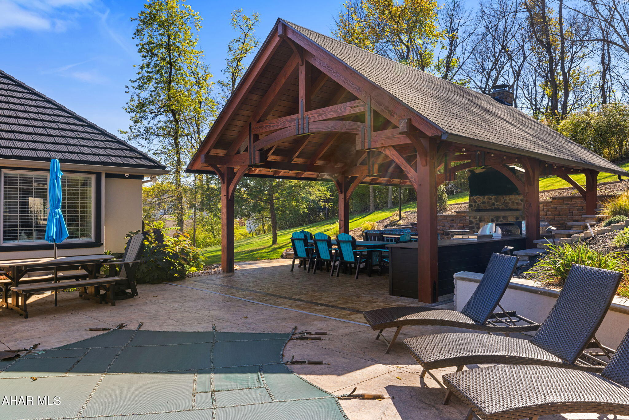 Hollidaysburg, Pennsylvania, 16648, United States, 6 Bedrooms Bedrooms, ,7 BathroomsBathrooms,Residential,Active,1971793