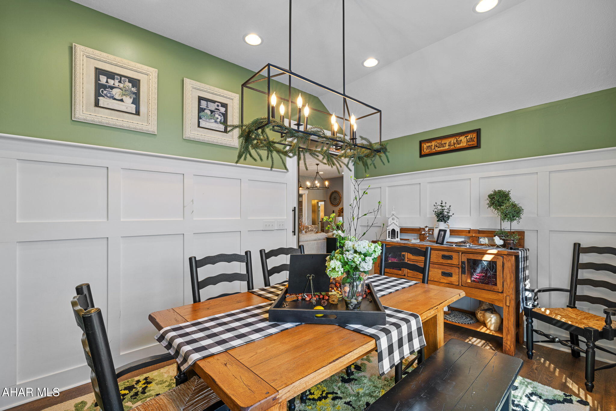 Hollidaysburg, Pennsylvania, 16648, United States, 6 Bedrooms Bedrooms, ,7 BathroomsBathrooms,Residential,Active,1971793