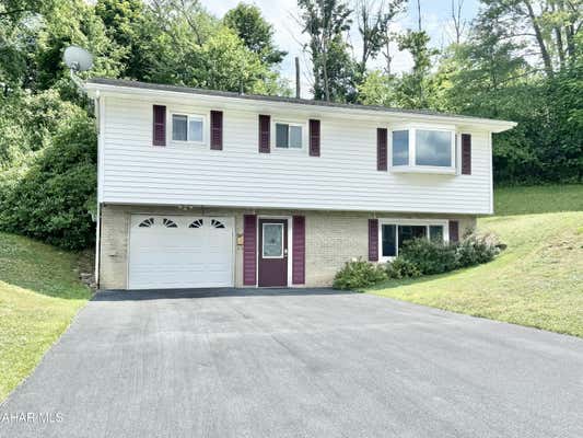 207 E LEE AVE, ALTOONA, PA 16601 - Image 1