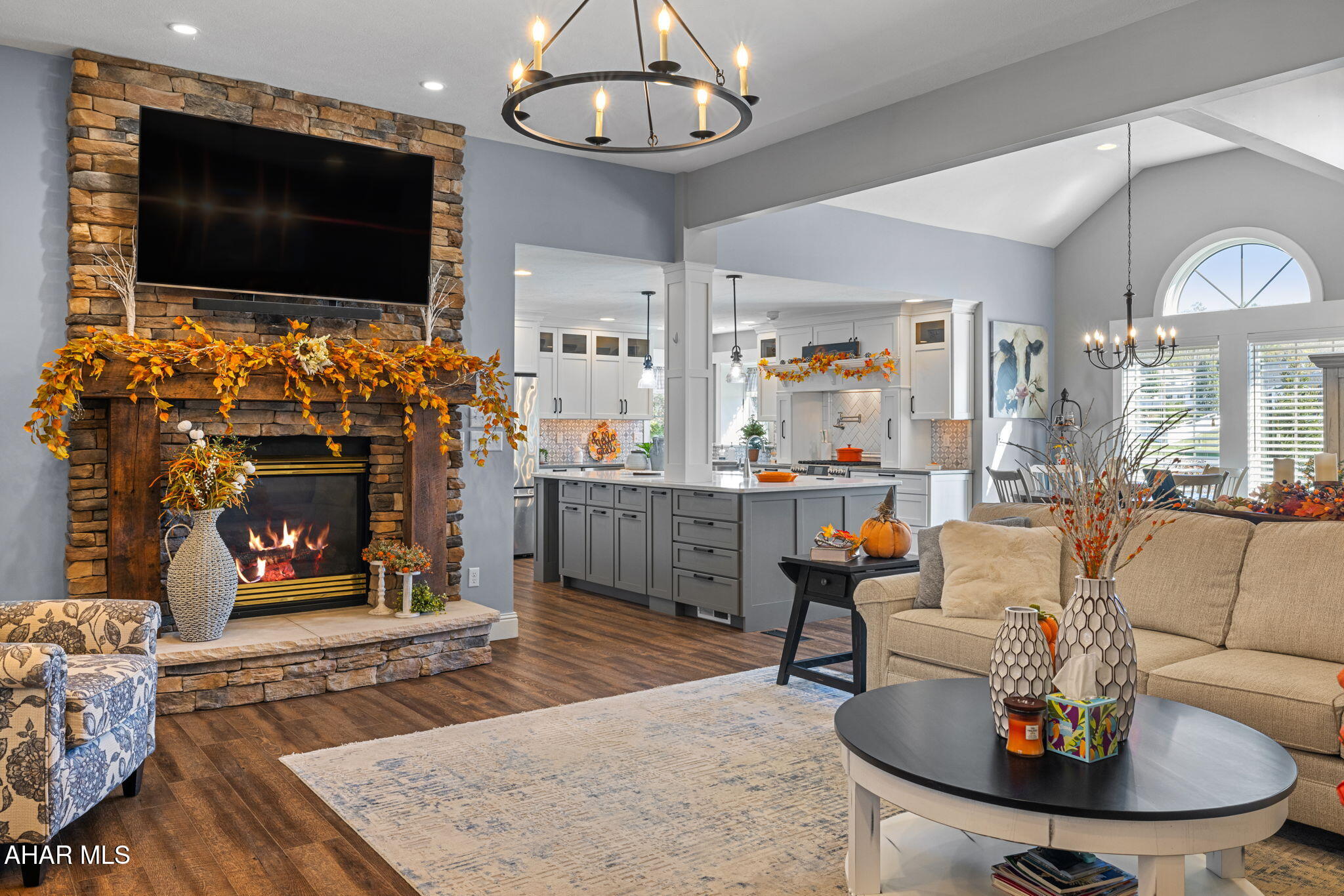 Hollidaysburg, Pennsylvania, 16648, United States, 6 Bedrooms Bedrooms, ,7 BathroomsBathrooms,Residential,Active,1971793