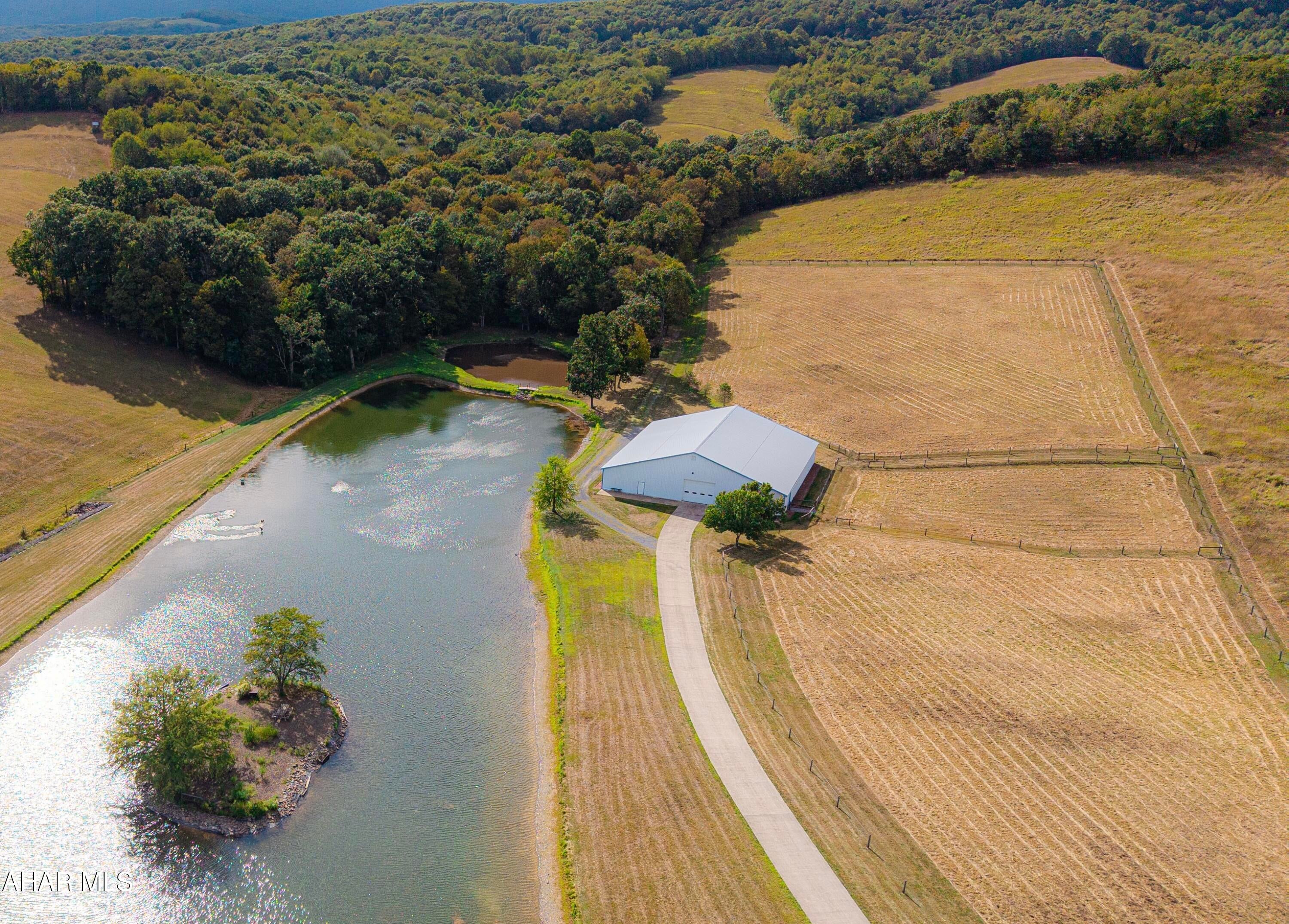 Alum Bank, Pennsylvania, 15521, United States, 3 Bedrooms Bedrooms, ,3 BathroomsBathrooms,Residential,Active,1926884