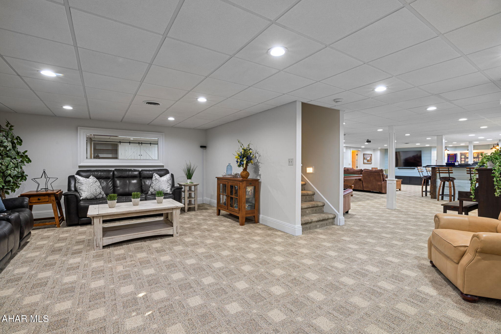 Hollidaysburg, Pennsylvania, 16648, United States, 6 Bedrooms Bedrooms, ,7 BathroomsBathrooms,Residential,Active,1971793