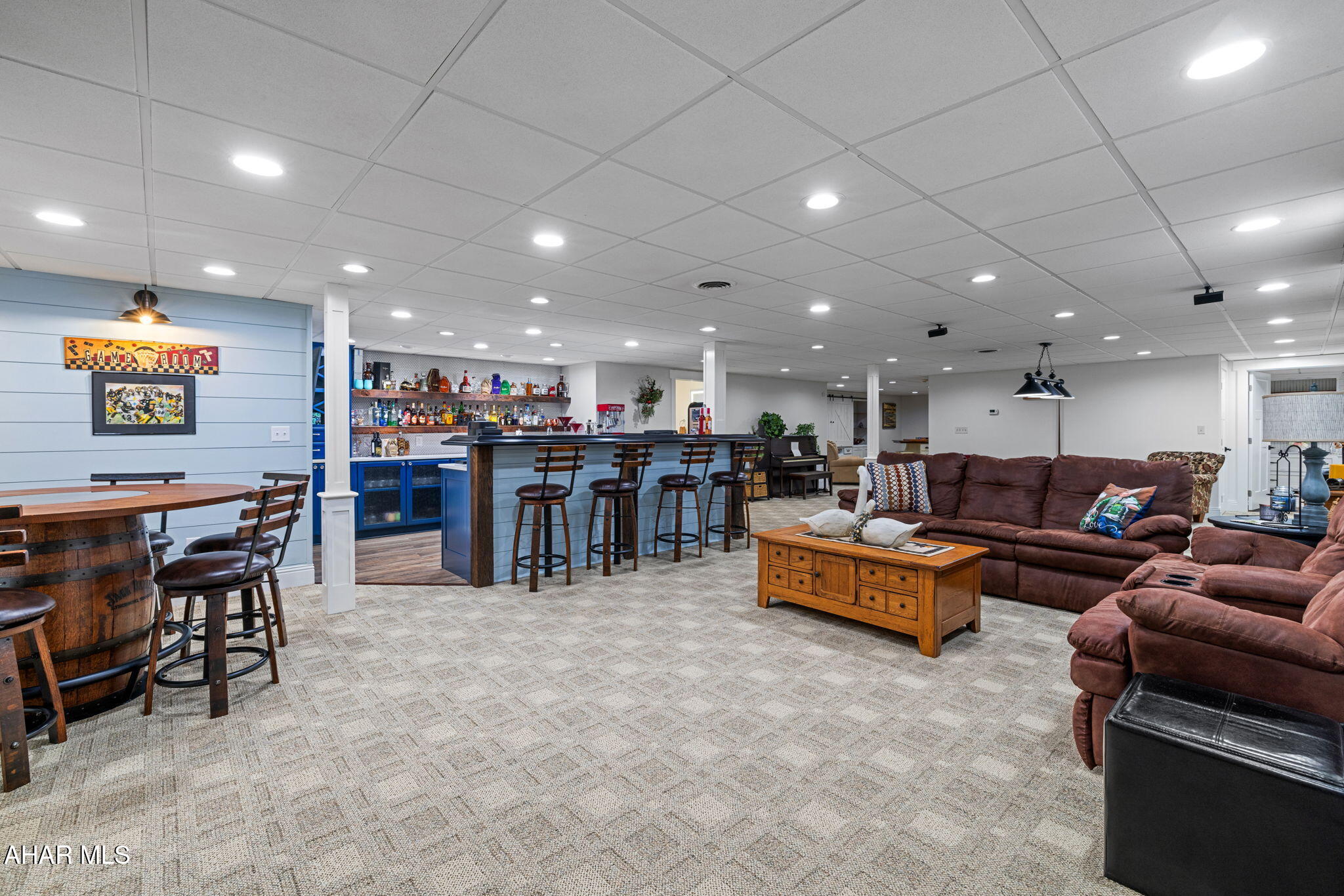 Hollidaysburg, Pennsylvania, 16648, United States, 6 Bedrooms Bedrooms, ,7 BathroomsBathrooms,Residential,Active,1971793