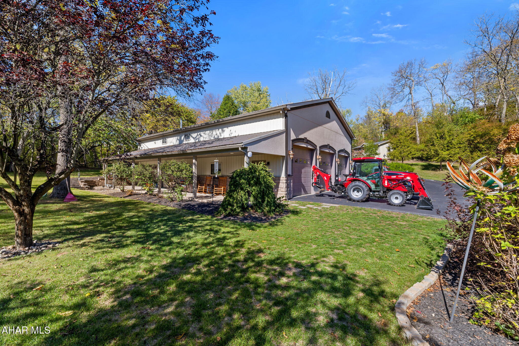 Hollidaysburg, Pennsylvania, 16648, United States, 6 Bedrooms Bedrooms, ,7 BathroomsBathrooms,Residential,Active,1971793
