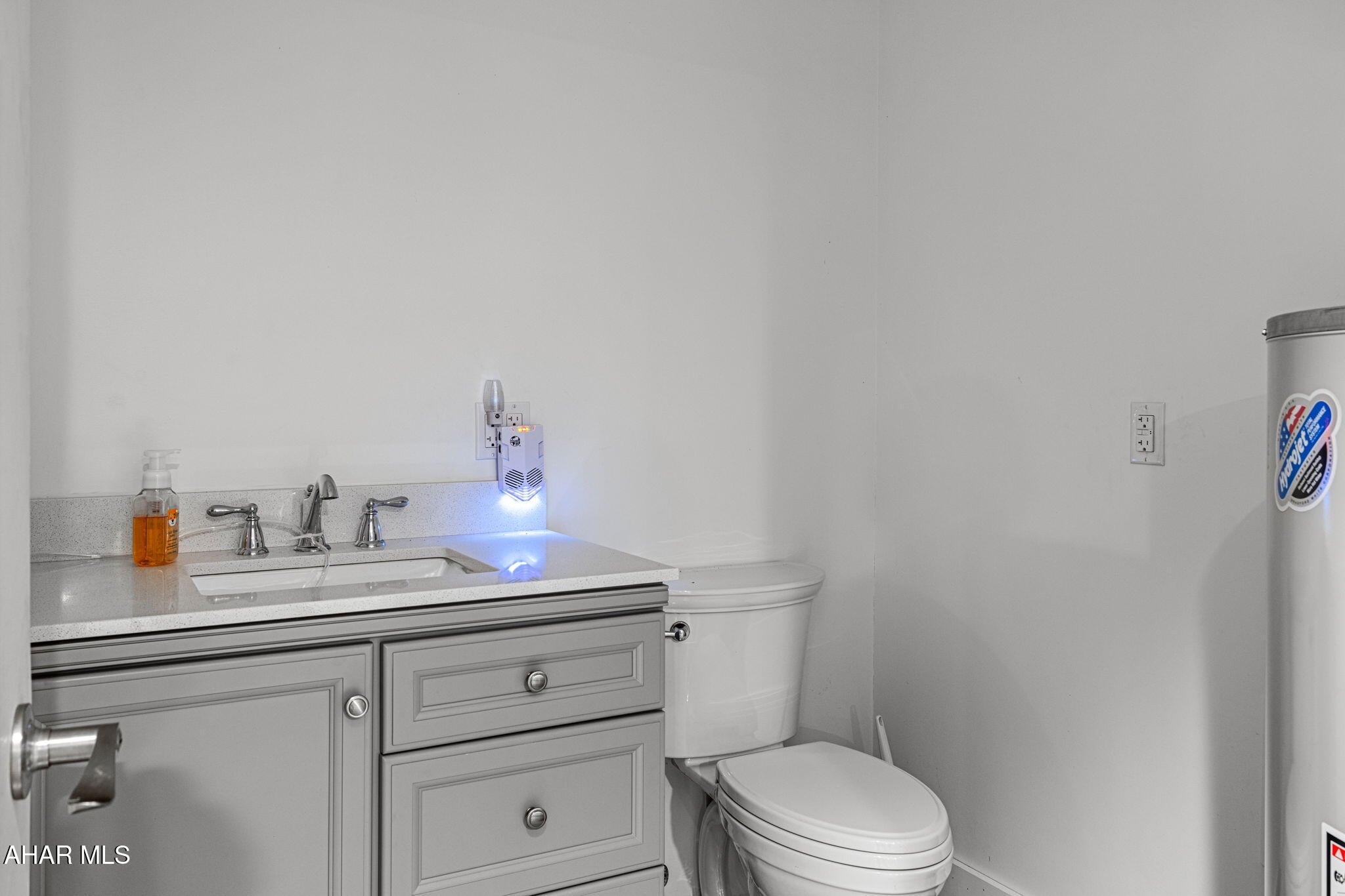 Hollidaysburg, Pennsylvania, 16648, United States, 6 Bedrooms Bedrooms, ,7 BathroomsBathrooms,Residential,Active,1971793