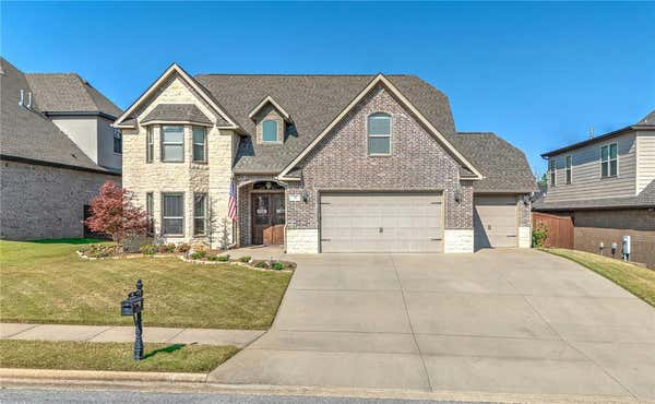 19 DAWN HILLS DR, BENTONVILLE, AR 72712 - Image 1