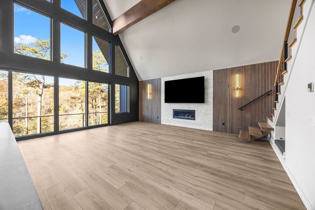 Rogers, Arkansas, 72756, United States, 3 Bedrooms Bedrooms, ,2 BathroomsBathrooms,Residential,Active,1990622