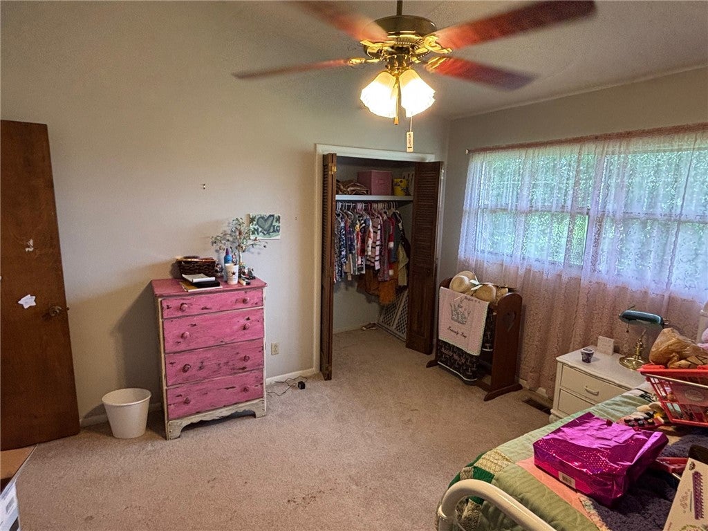 Harrison, Arkansas, 72601, United States, 4 Bedrooms Bedrooms, ,3 BathroomsBathrooms,Residential,Active,1894569