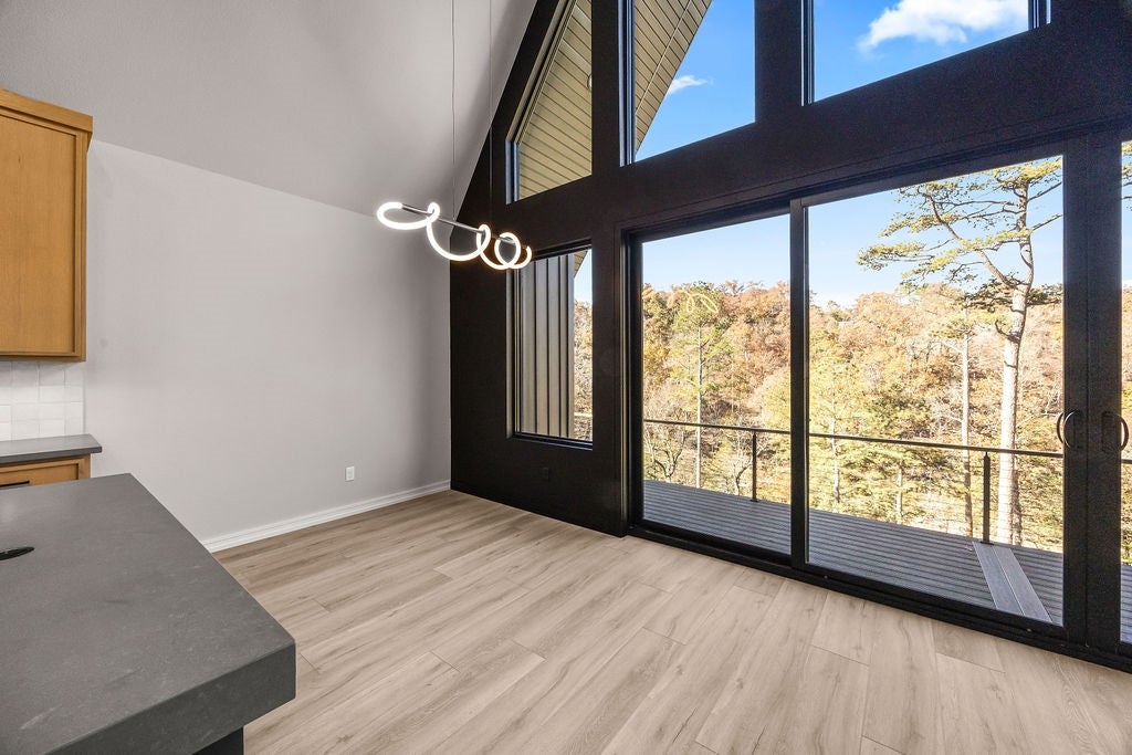 Rogers, Arkansas, 72756, United States, 3 Bedrooms Bedrooms, ,2 BathroomsBathrooms,Residential,Active,1990622