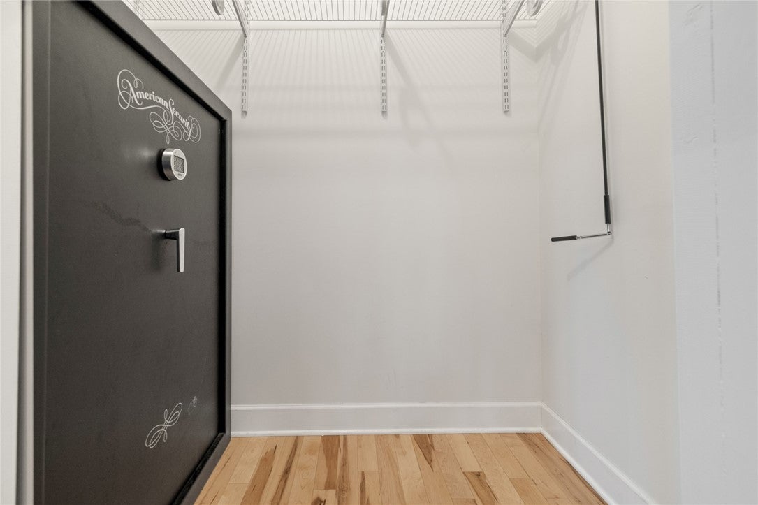 Marshall, Arkansas, 72650, United States, 6 Bedrooms Bedrooms, ,6 BathroomsBathrooms,Residential,Active,2007213