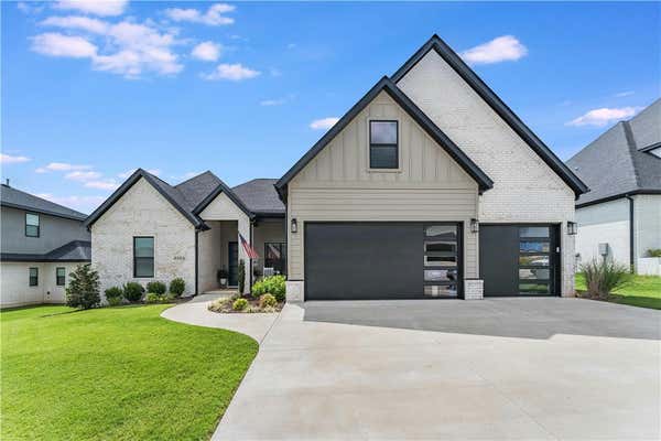 8006 W BANCROFT ST, ROGERS, AR 72758 - Image 1