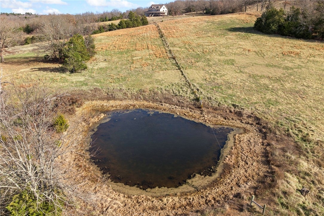 Marshall, Arkansas, 72650, United States, 6 Bedrooms Bedrooms, ,6 BathroomsBathrooms,Residential,Active,2007213