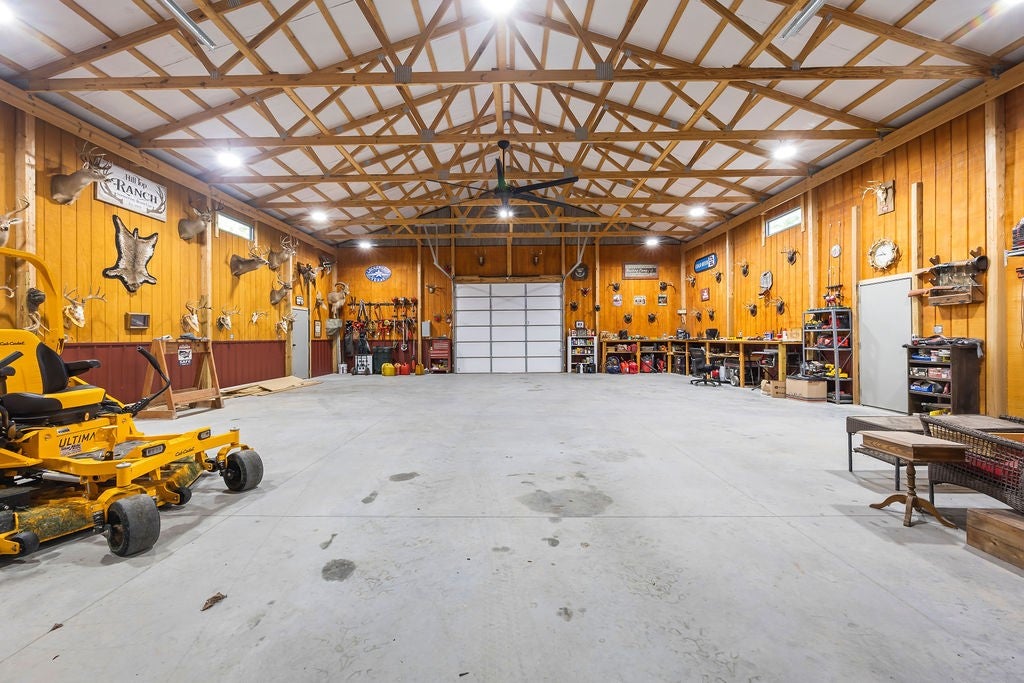 Garfield, Arkansas, 72732, United States, 6 Bedrooms Bedrooms, ,6 BathroomsBathrooms,Residential,Active,2010167