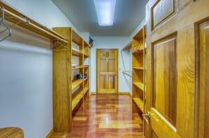 Harrison, Arkansas, 72601, United States, ,5 BathroomsBathrooms,Residential,Active,1770147