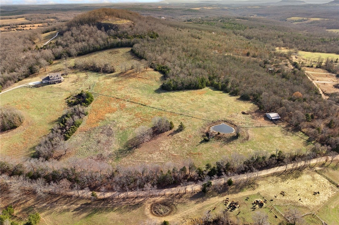 Marshall, Arkansas, 72650, United States, 6 Bedrooms Bedrooms, ,6 BathroomsBathrooms,Residential,Active,2007213