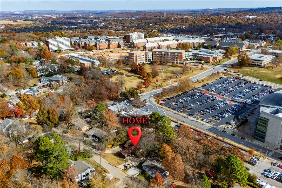 Fayetteville, Arkansas, 72701, United States, 4 Bedrooms Bedrooms, ,4 BathroomsBathrooms,Residential,Active,1993667