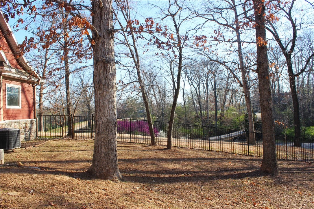 Springdale, Arkansas, 72764, United States, 4 Bedrooms Bedrooms, ,5 BathroomsBathrooms,Residential,Active,2026471
