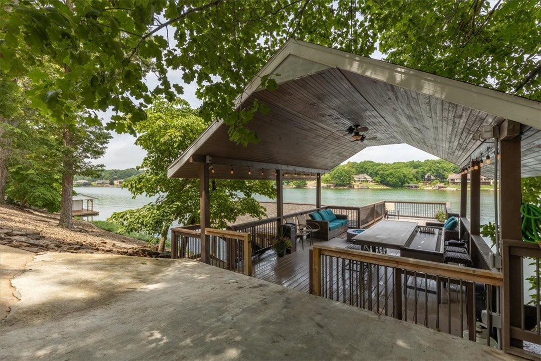 Bella Vista, Arkansas, 72715, United States, ,4 BathroomsBathrooms,Residential,Active,1849205