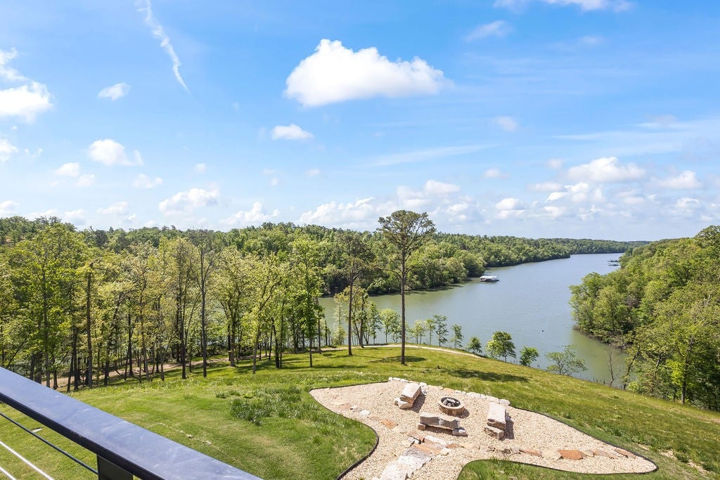 Garfield, Arkansas, 72732, United States, 6 Bedrooms Bedrooms, ,6 BathroomsBathrooms,Residential,Active,1843834