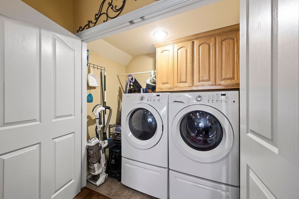 Gravette, Arkansas, 72736, United States, ,3 BathroomsBathrooms,Residential,Active,1849524