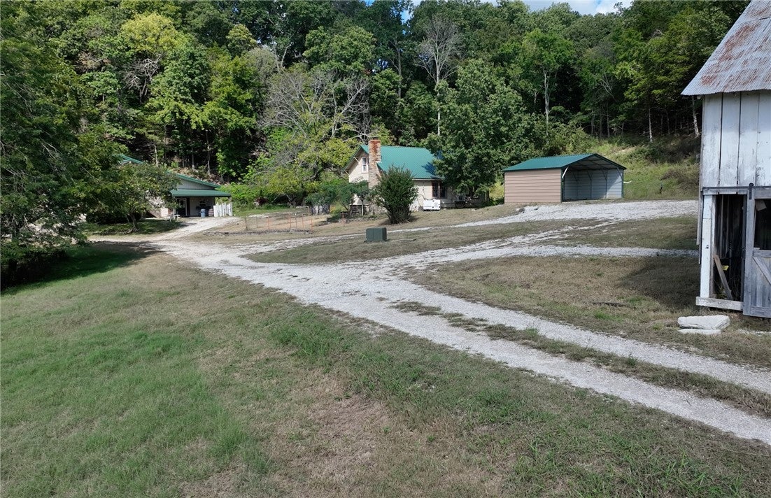 Garfield, Arkansas, 72732, United States, 6 Bedrooms Bedrooms, ,4 BathroomsBathrooms,Residential,Active,1953368