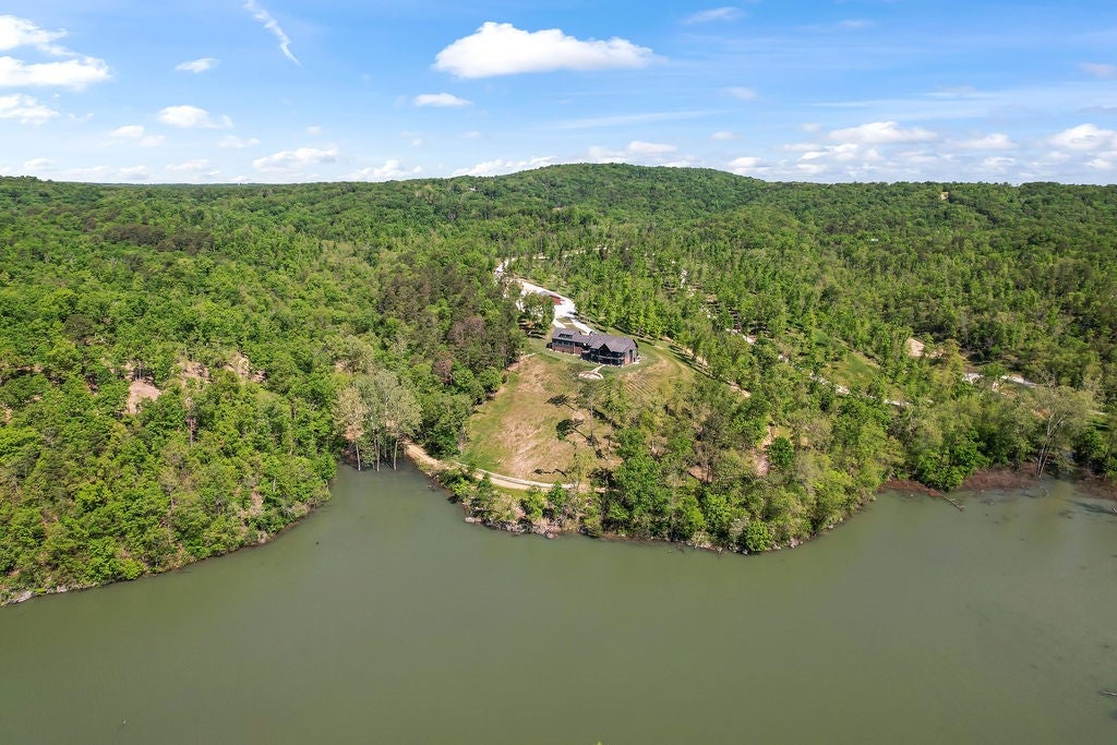 Garfield, Arkansas, 72732, United States, 6 Bedrooms Bedrooms, ,6 BathroomsBathrooms,Residential,Active,1843834