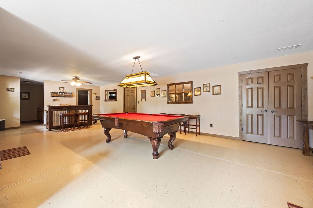 Gravette, Arkansas, 72736, United States, ,3 BathroomsBathrooms,Residential,Active,1849524