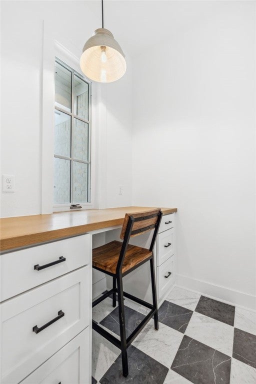 Fayetteville, Arkansas, 72703, United States, 6 Bedrooms Bedrooms, ,6 BathroomsBathrooms,Residential,Active,2006943