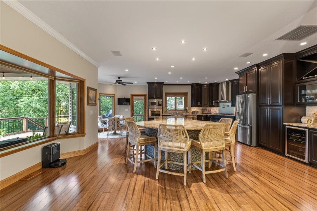 Bella Vista, Arkansas, 72715, United States, ,4 BathroomsBathrooms,Residential,Active,1849205