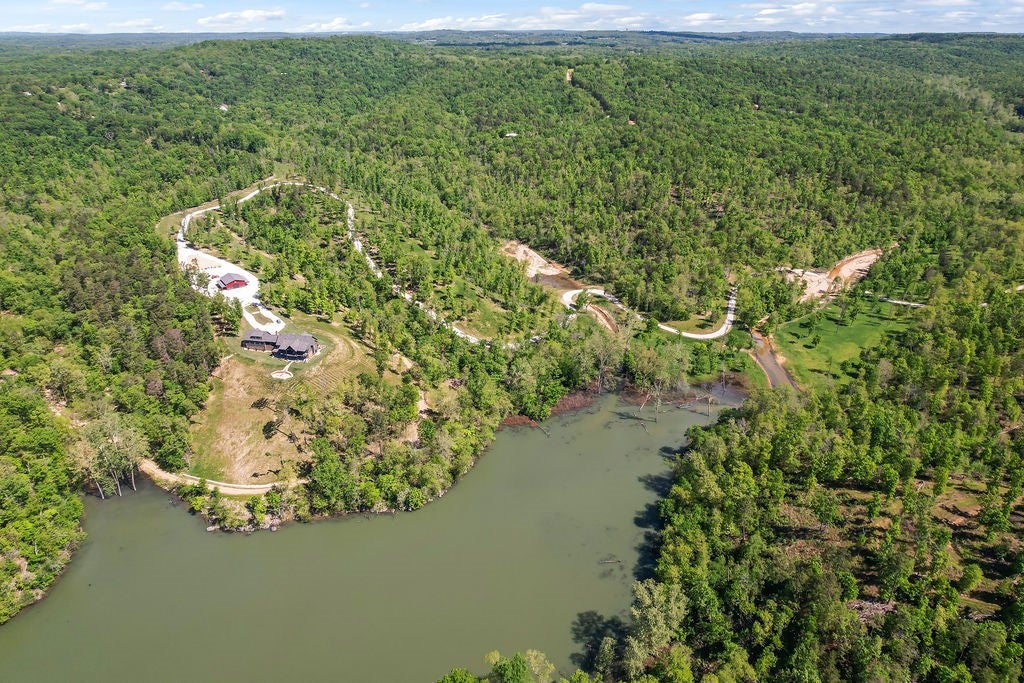 Garfield, Arkansas, 72732, United States, 6 Bedrooms Bedrooms, ,6 BathroomsBathrooms,Residential,Active,2010167