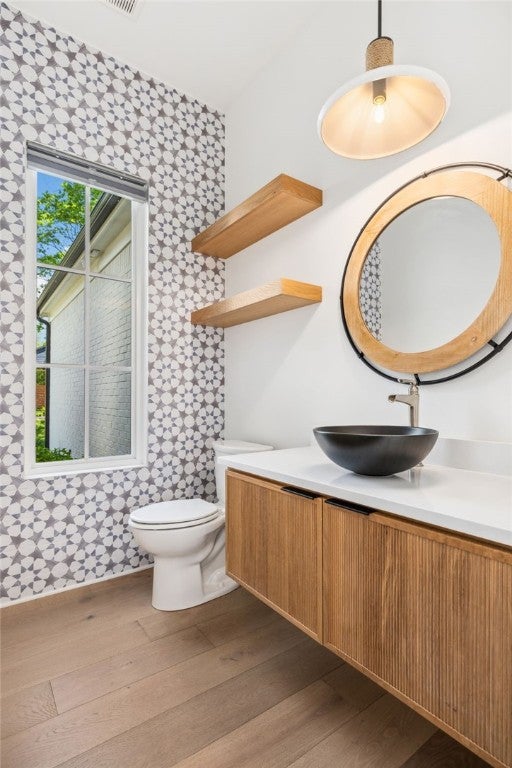 Fayetteville, Arkansas, 72703, United States, 6 Bedrooms Bedrooms, ,6 BathroomsBathrooms,Residential,Active,2006943