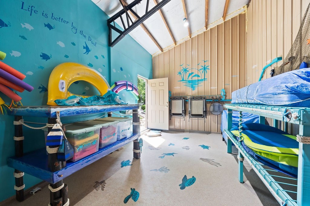 Gravette, Arkansas, 72736, United States, ,3 BathroomsBathrooms,Residential,Active,1849524