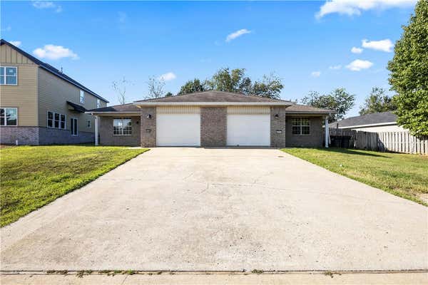 2831 STAGECOACH AVE, SPRINGDALE, AR 72764 - Image 1