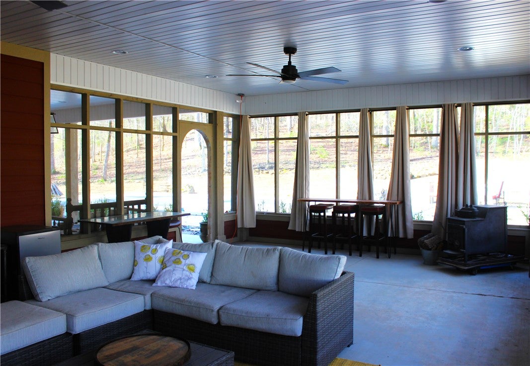 Springdale, Arkansas, 72764, United States, 4 Bedrooms Bedrooms, ,5 BathroomsBathrooms,Residential,Active,2026471