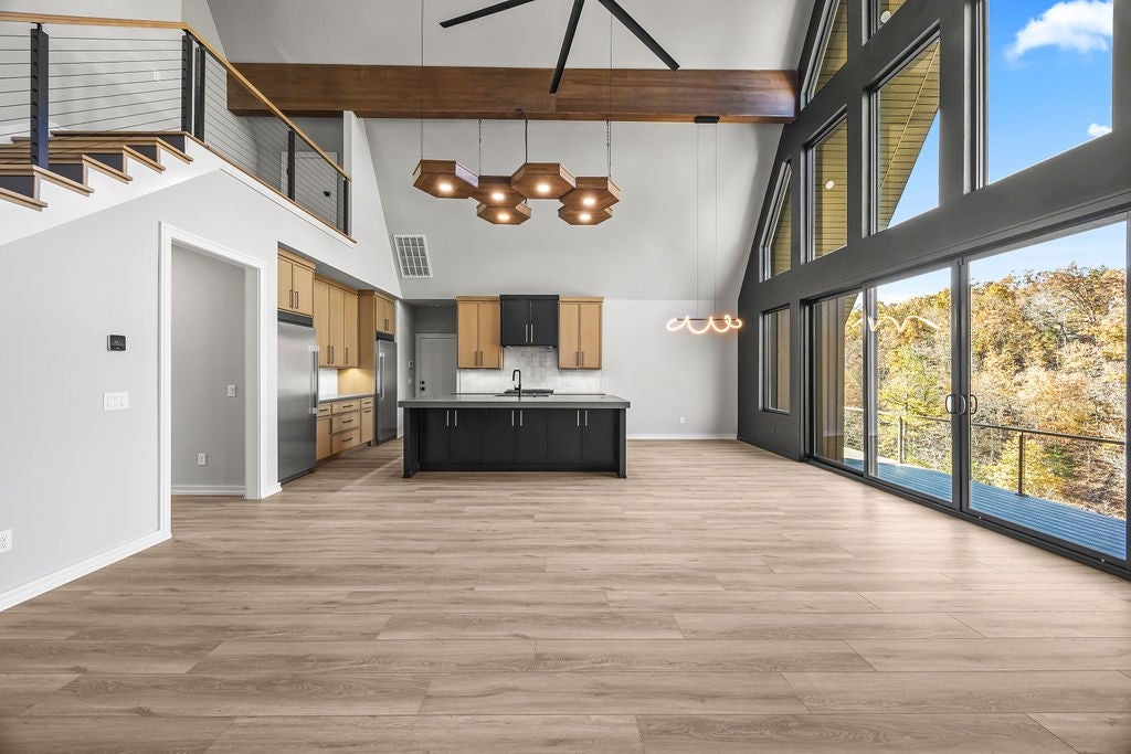 Rogers, Arkansas, 72756, United States, 3 Bedrooms Bedrooms, ,2 BathroomsBathrooms,Residential,Active,1990622