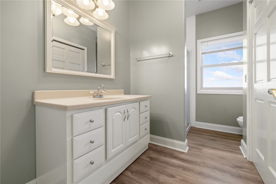 Marshall, Arkansas, 72650, United States, 6 Bedrooms Bedrooms, ,6 BathroomsBathrooms,Residential,Active,2007213