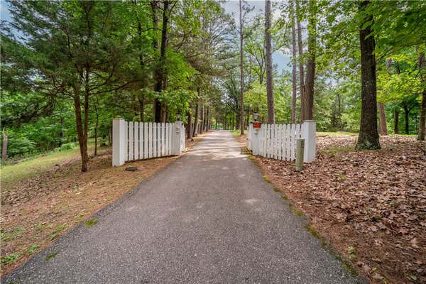 21 CLAY ST, EUREKA SPRINGS, AR 72632, photo 2 of 42