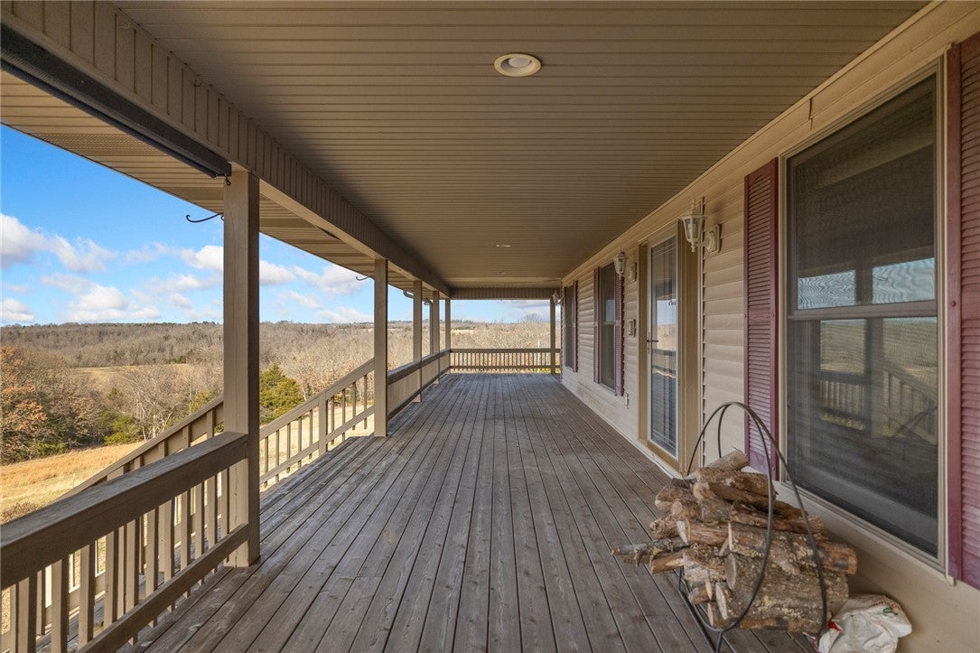 Marshall, Arkansas, 72650, United States, 6 Bedrooms Bedrooms, ,6 BathroomsBathrooms,Residential,Active,2006844