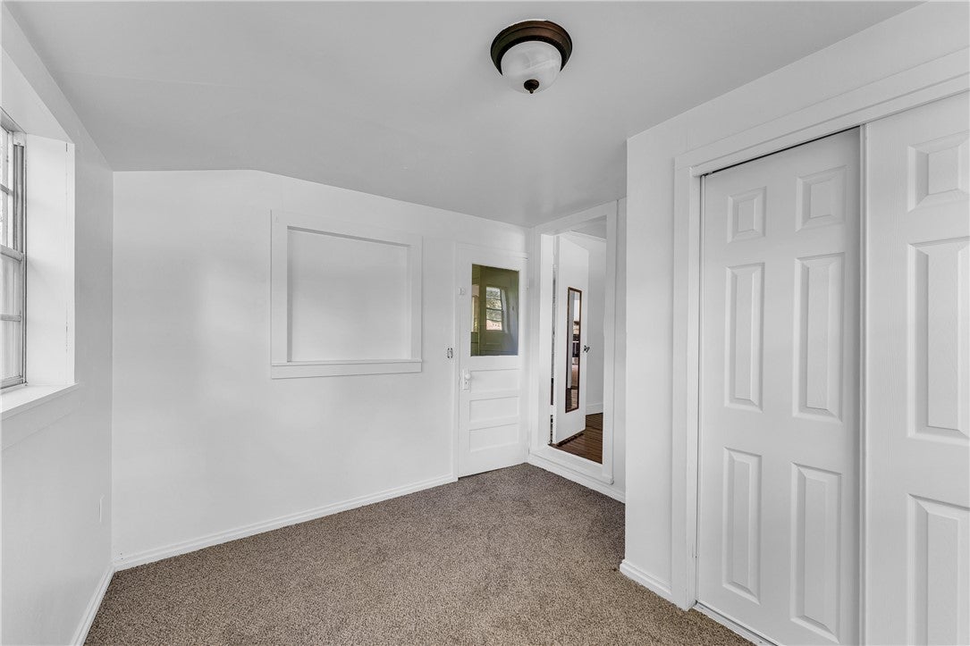 Springdale, Arkansas, 72764, United States, 5 Bedrooms Bedrooms, ,3 BathroomsBathrooms,Residential,Active,1902923